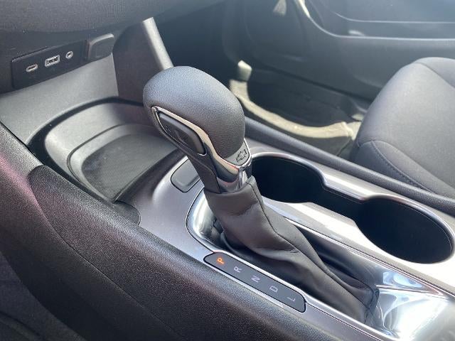 2022 Chevrolet Malibu LS