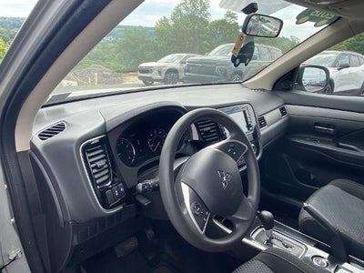 2018 Mitsubishi Outlander ES