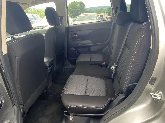 2018 Mitsubishi Outlander ES