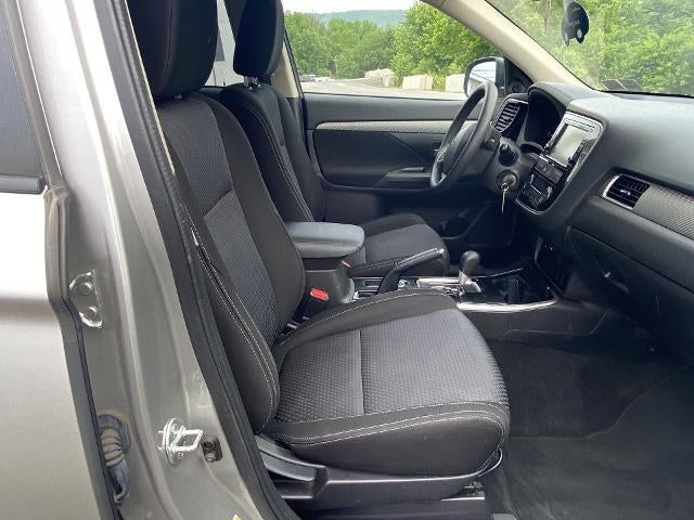 2018 Mitsubishi Outlander ES
