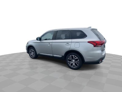 2018 Mitsubishi Outlander ES
