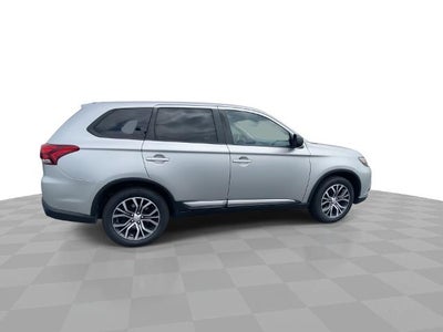 2018 Mitsubishi Outlander ES