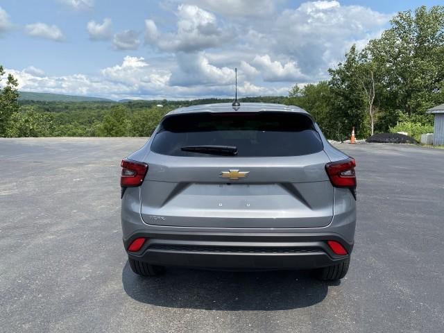 2026 Chevrolet Trax LS - Photo 32