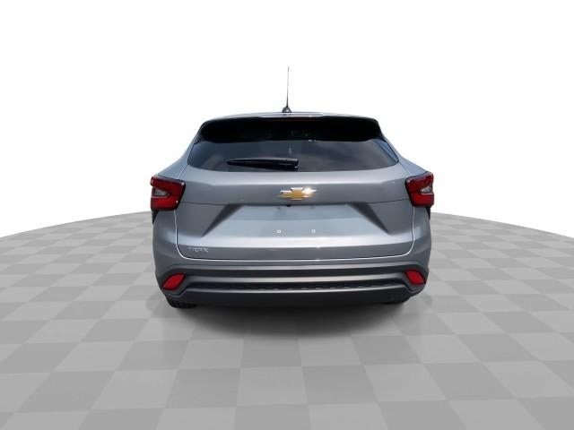 2026 Chevrolet Trax LS - Photo 8