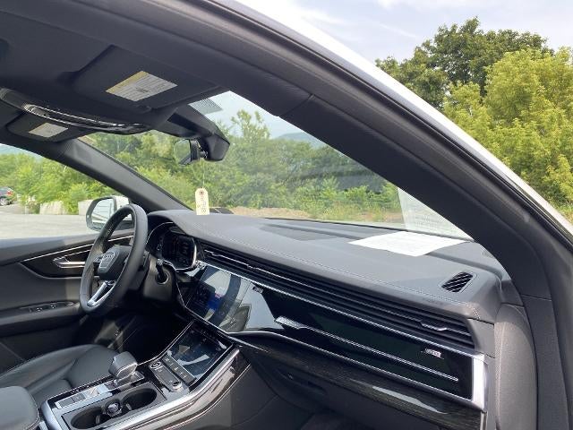 2024 Audi Q8 Premium - Photo 30